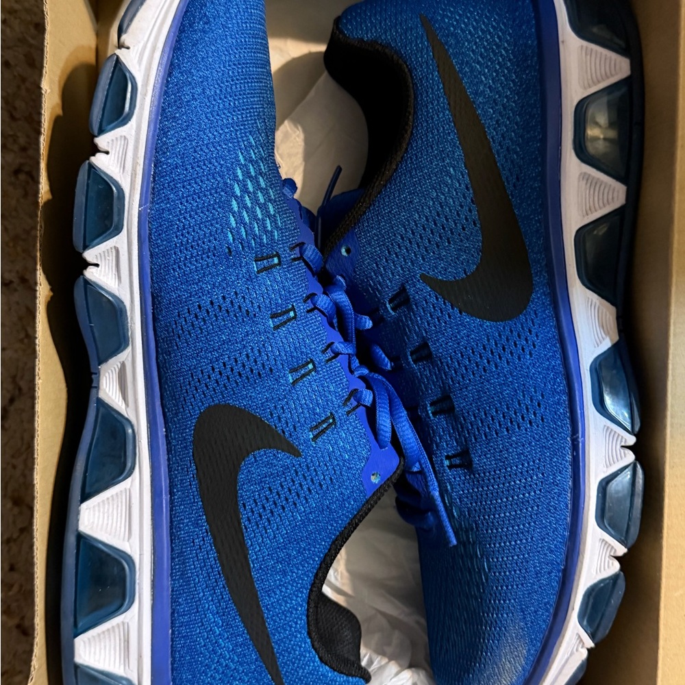 Nike Tailwind Men's Blue and Black Athletic Shoes 11.5 size